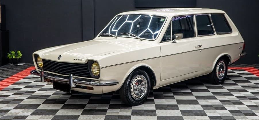 Ford Belina 1977 branca